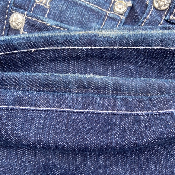 ***SOLD*** MISS ME Signature Boot Cut Embellished Flap Pocket Jeans Size 30 x 30 - Picture 12 of 12